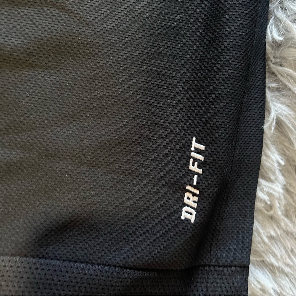 Men’s Nike Manchester United Retro Soccer Jersey Gem